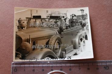 old photo - Adolf Hitler with his entourage in his Mercedes W31 in Compiègne France